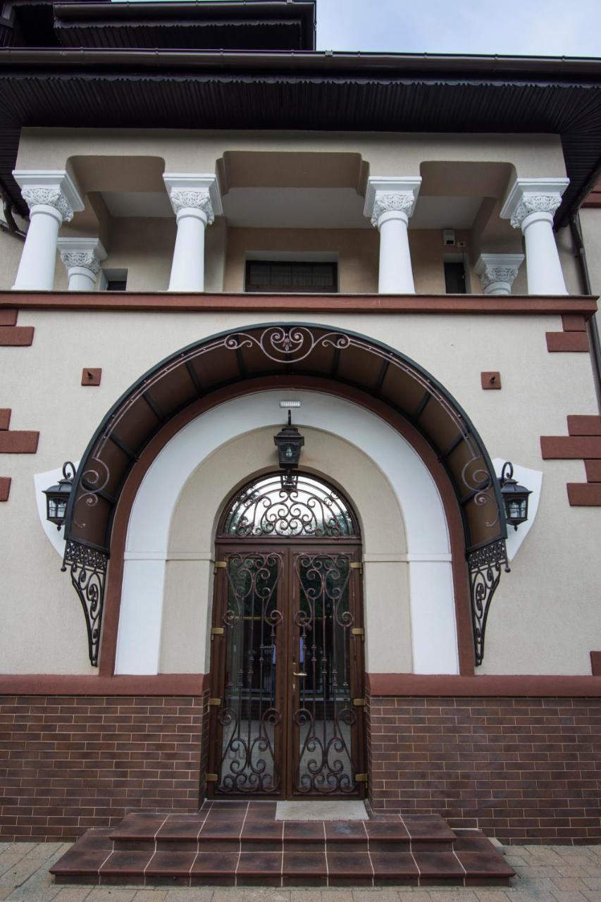 Vila Turistica Tosca Regal Bacau Exterior photo
